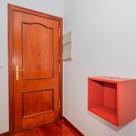 Ybh Alfonso Xiii, 28 Apartman Vigo