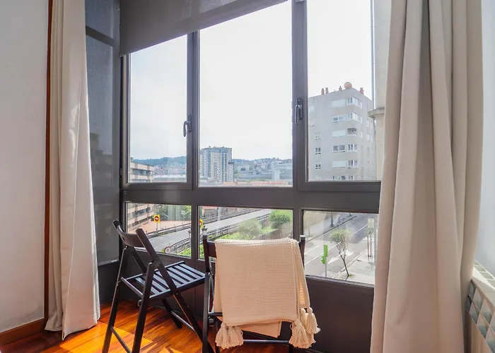 Ybh Alfonso Xiii, 28 * Vigo